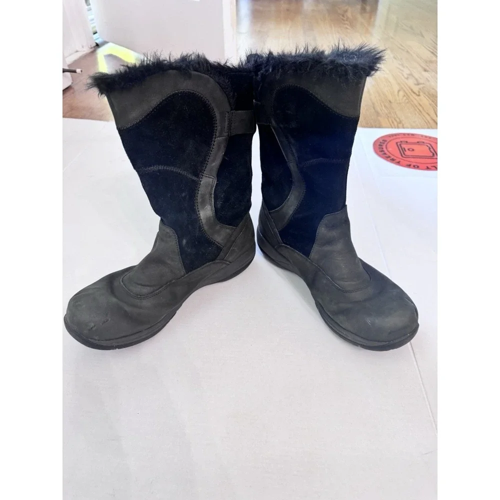 Vibram  Womens Black Winter Boots Size 39 With Faux Fur Leather Upper‎